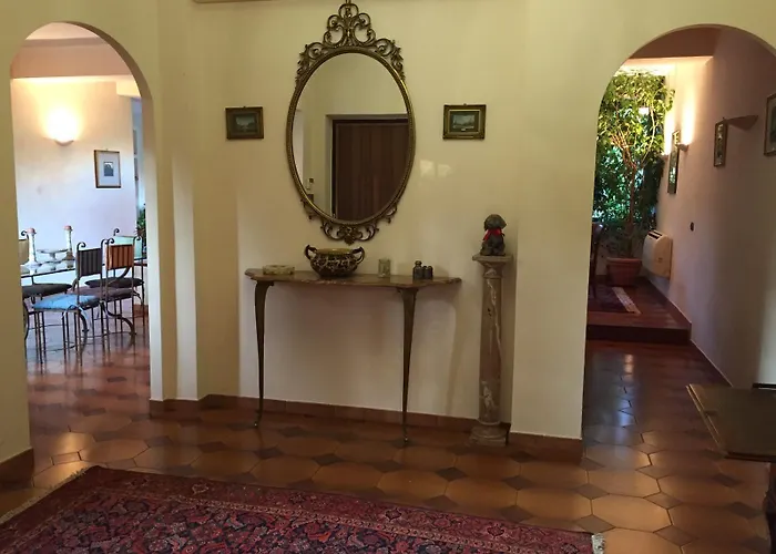 Le Querce 3* Le Rughe