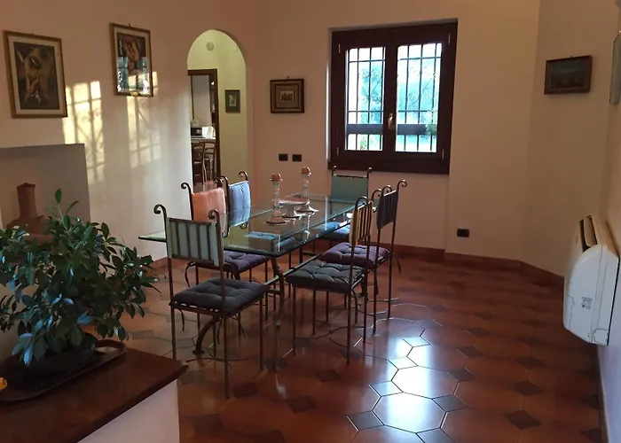 Le Querce 3* Le Rughe